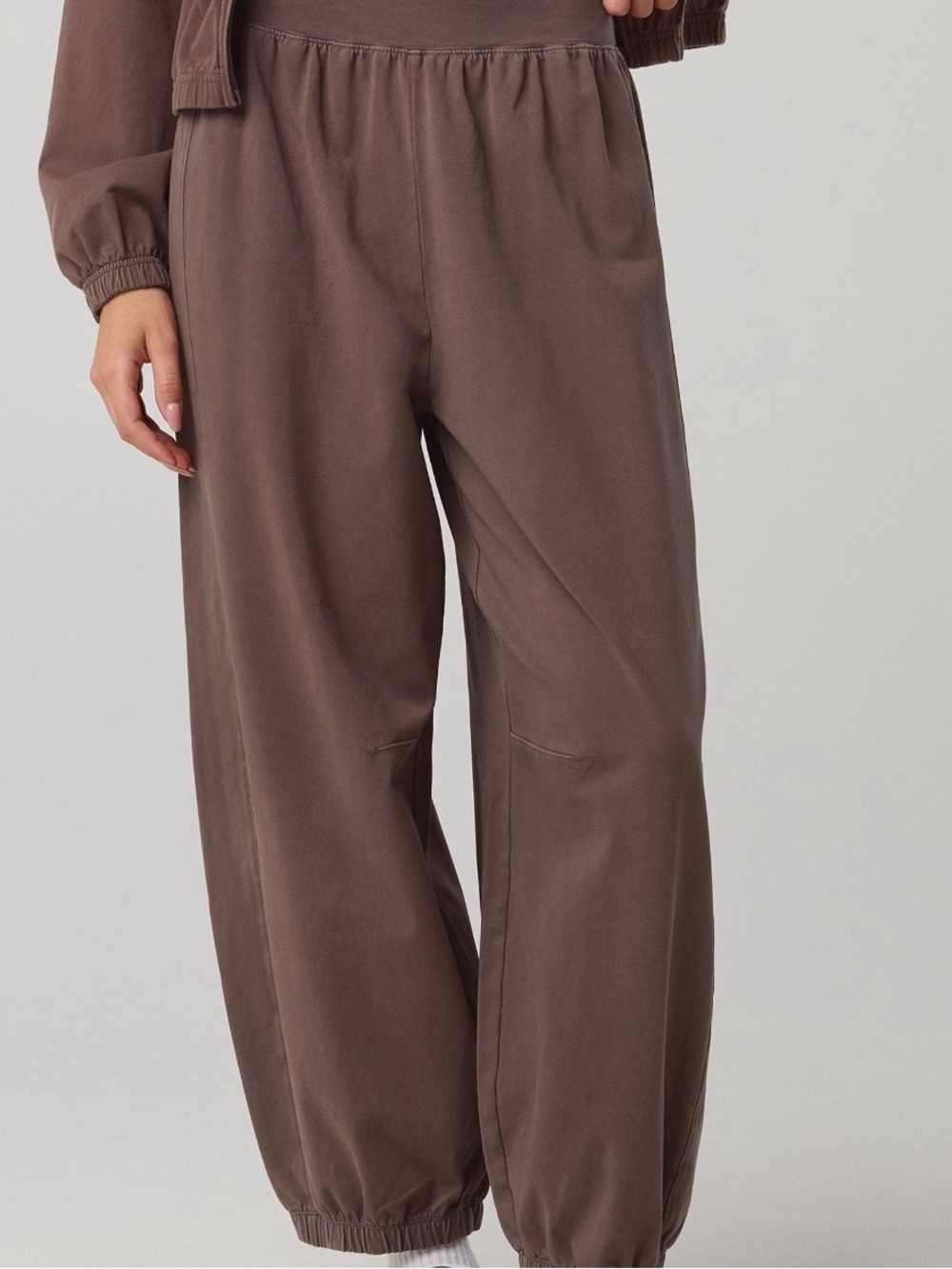 NWT OFFLINE by aerie OG cotton baggy jogger- small/long - Picture 4 of 6